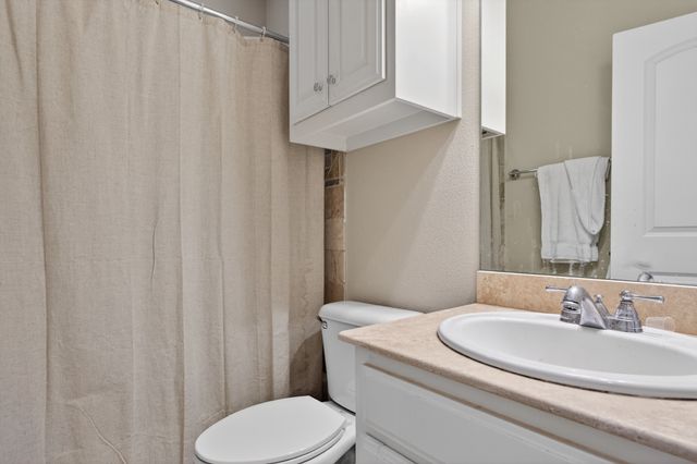 5801 Hillcrest Avenue 06, University Park, TX 75205