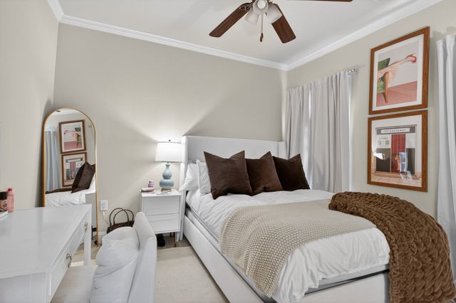 5801 Hillcrest Avenue 06, University Park, TX 75205