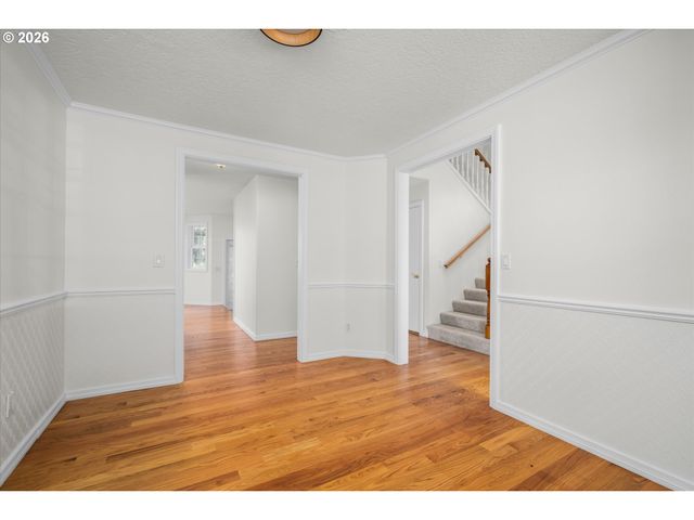 2331 TODD St, Eugene, OR 97405