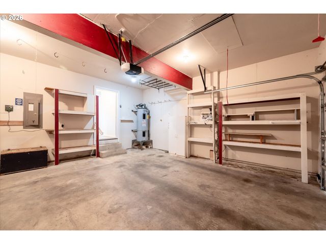 2331 TODD St, Eugene, OR 97405