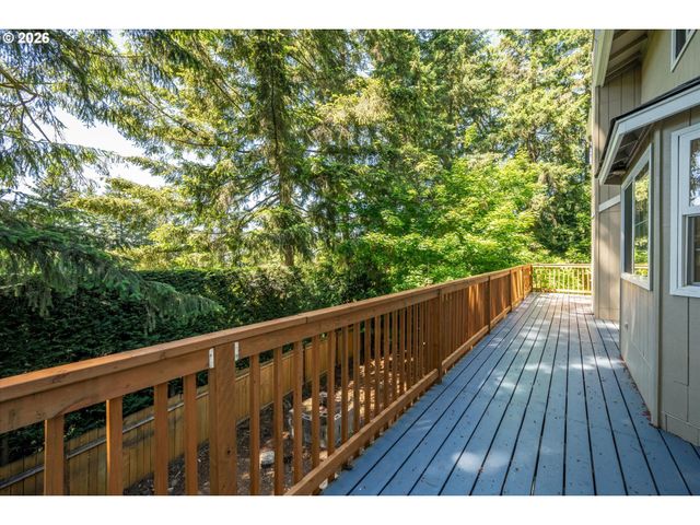 2331 TODD St, Eugene, OR 97405