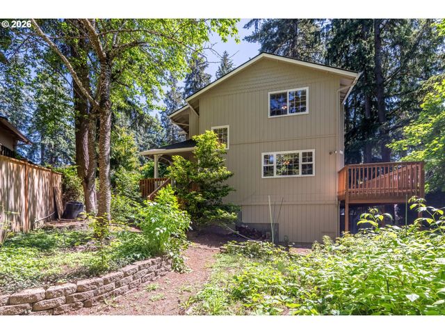 2331 TODD St, Eugene, OR 97405