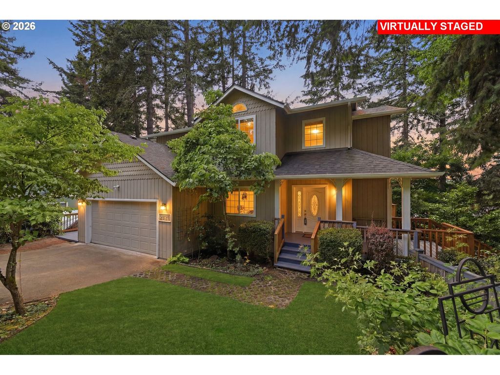 2331 TODD St, Eugene, OR 97405