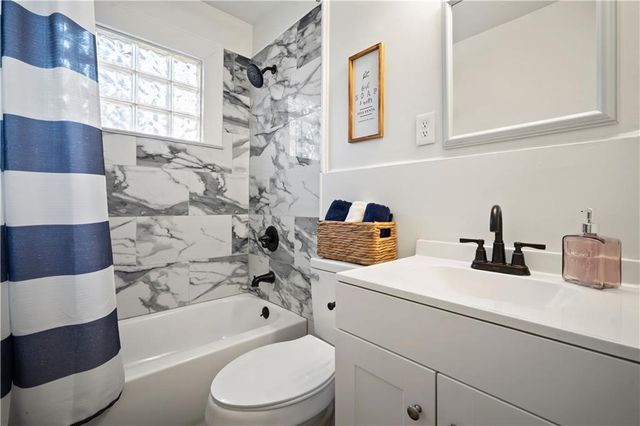 809 James Street, Saraland, AL 36571