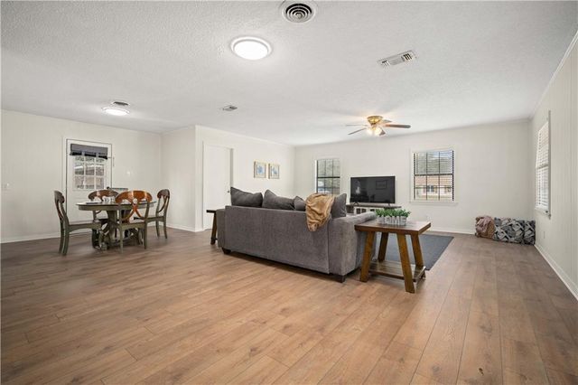 809 James Street, Saraland, AL 36571