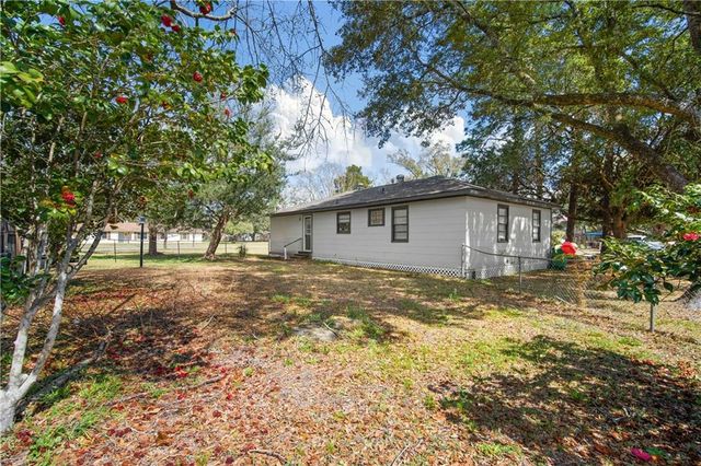809 James Street, Saraland, AL 36571