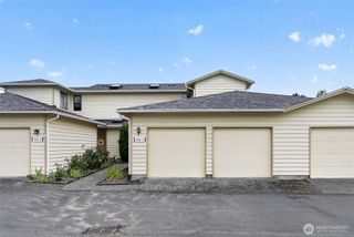 25028 110th Avenue SE #C, Kent, WA 98030