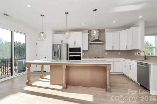 15345 Ballancroft Parkway, Charlotte, NC 28277