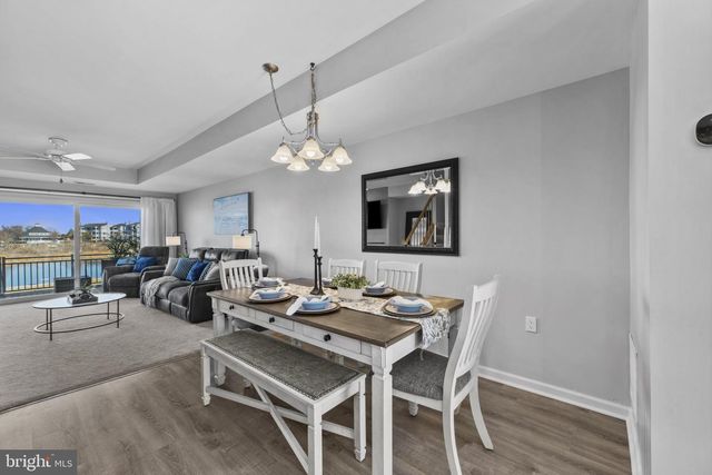 902 OYSTER COVE DR, Grasonville, MD 21638