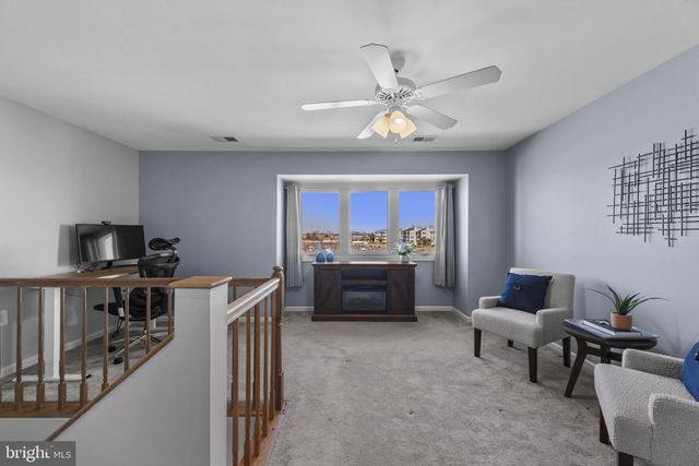 902 OYSTER COVE DR, Grasonville, MD 21638