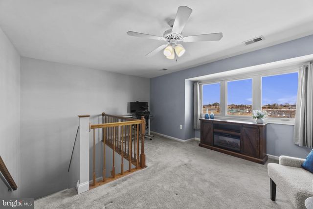 902 OYSTER COVE DR, Grasonville, MD 21638