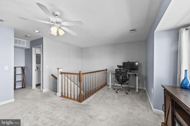 902 OYSTER COVE DR, Grasonville, MD 21638