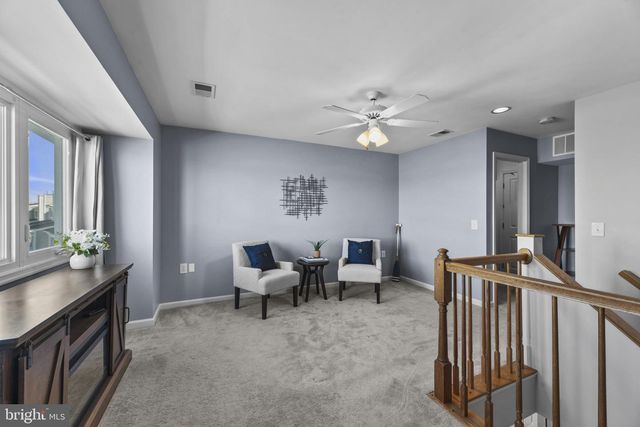 902 OYSTER COVE DR, Grasonville, MD 21638