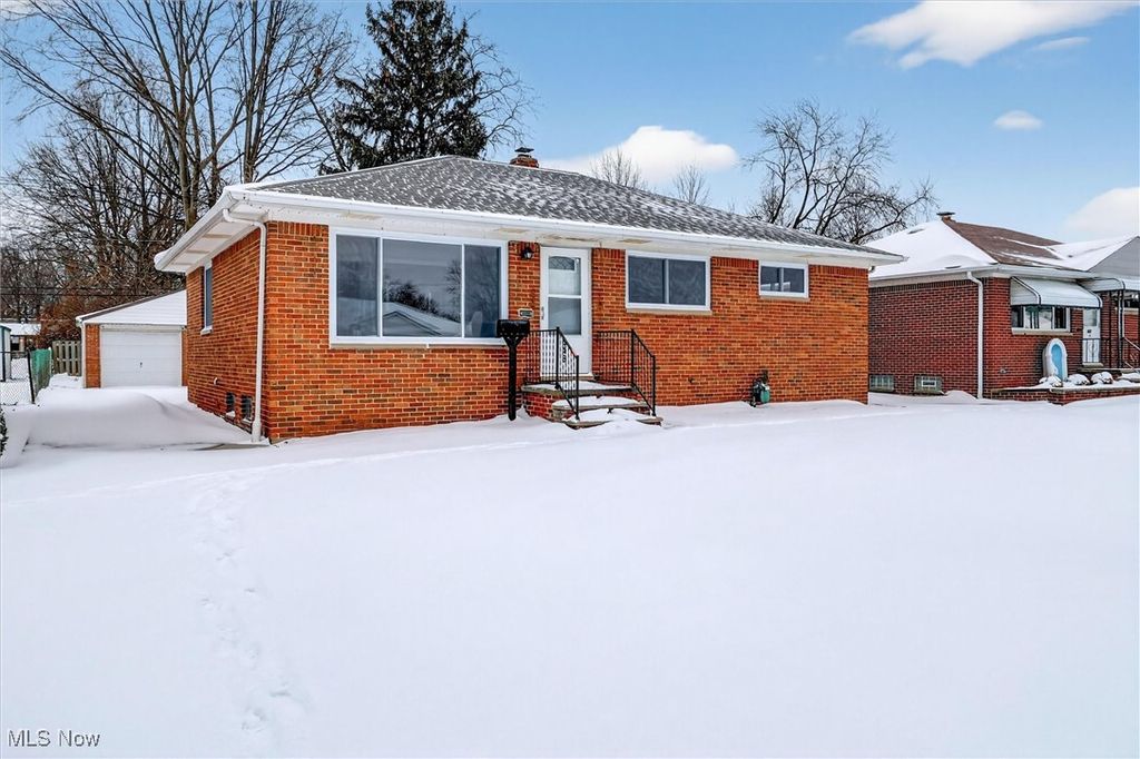 845 Charles Street, Willowick, OH 44095