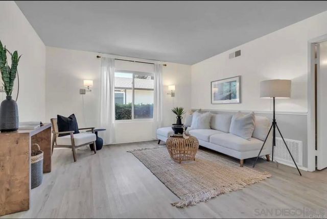 9941 Woodpark Drive, Santee, CA 92071