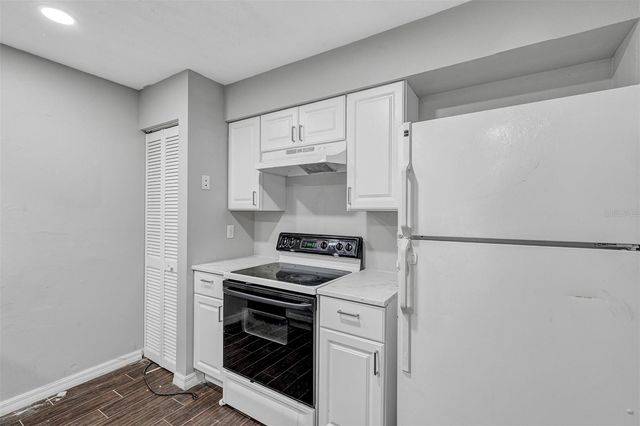 3990 SE 17TH COURT, Ocala, FL 34480