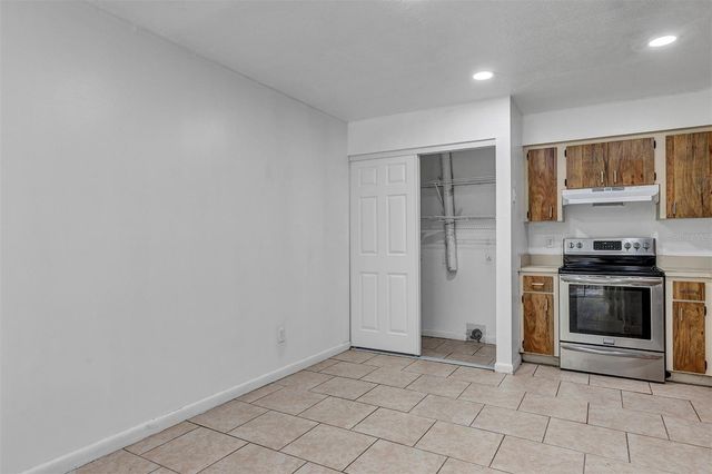 3990 SE 17TH COURT, Ocala, FL 34480