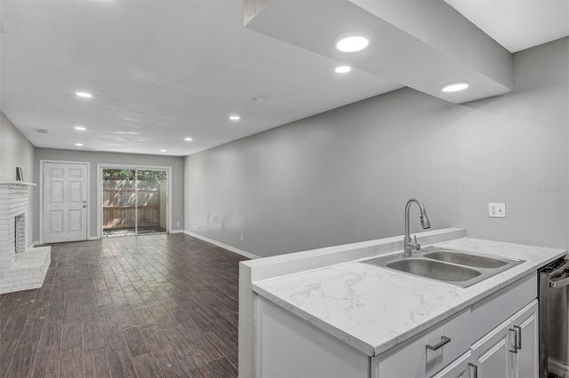 3990 SE 17TH COURT, Ocala, FL 34480