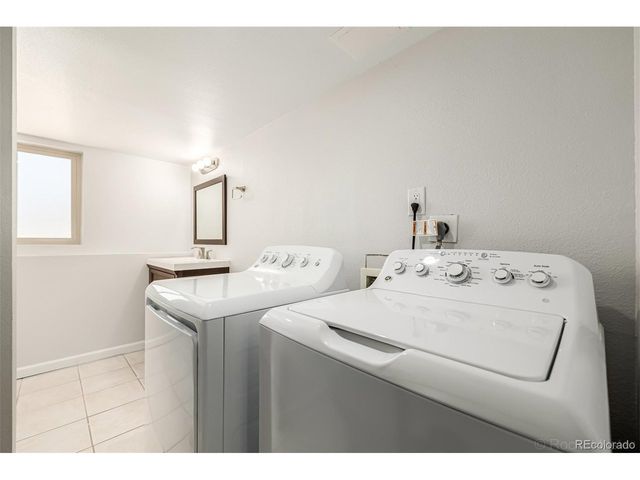 1356 Dexter St, Broomfield, CO 80020