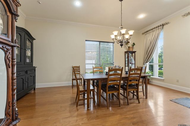 6216 Breeze Point Dr, Gonzales, LA 70737