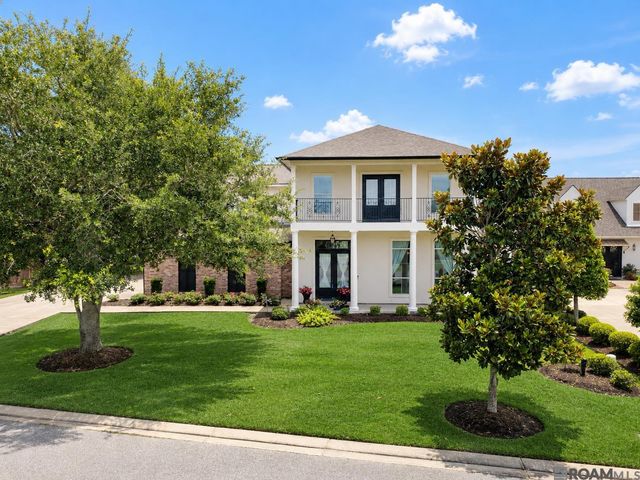 6216 Breeze Point Dr, Gonzales, LA 70737