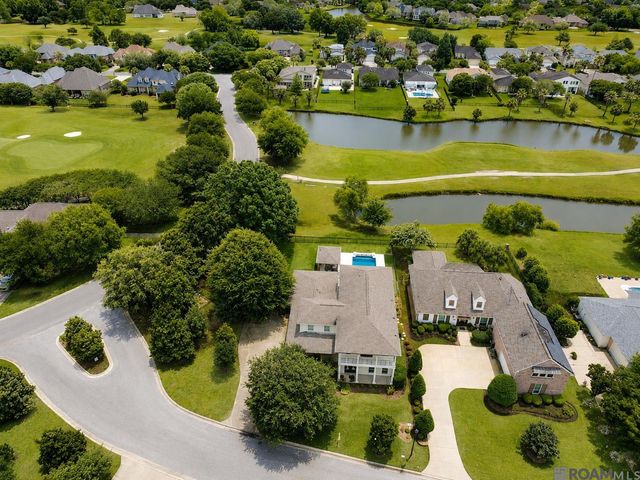 6216 Breeze Point Dr, Gonzales, LA 70737