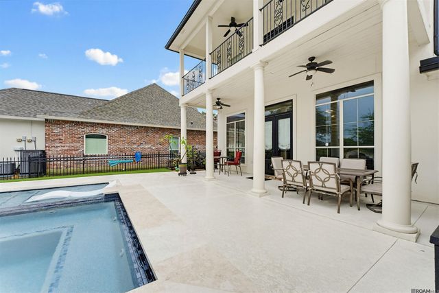 6216 Breeze Point Dr, Gonzales, LA 70737