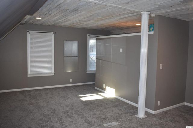 2119 Jefferson St, Quincy, IL 62301