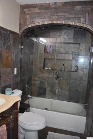 2119 Jefferson St, Quincy, IL 62301