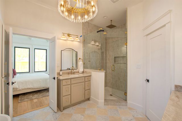 5641 Monticello Avenue, Dallas, TX 75206