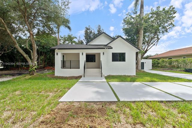 4800 SW 61st Ave, Davie, FL 33314