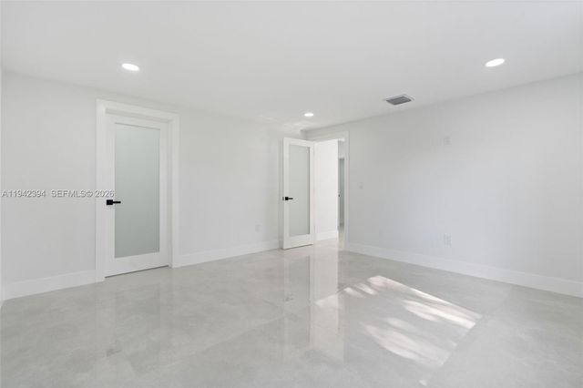 4800 SW 61st Ave, Davie, FL 33314