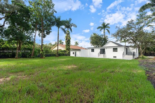 4800 SW 61st Ave, Davie, FL 33314