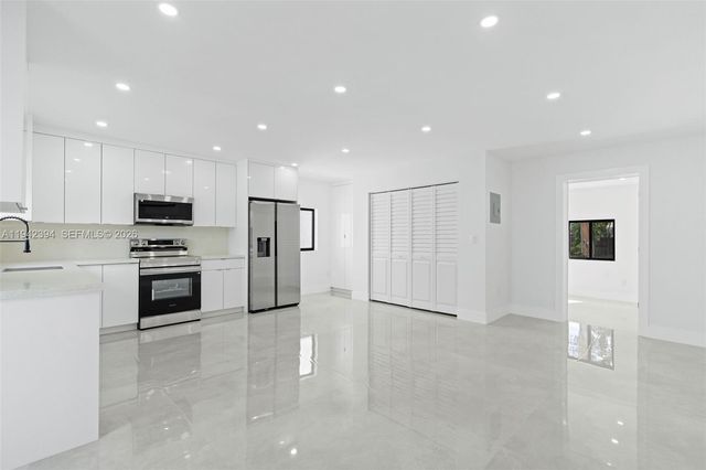 4800 SW 61st Ave, Davie, FL 33314