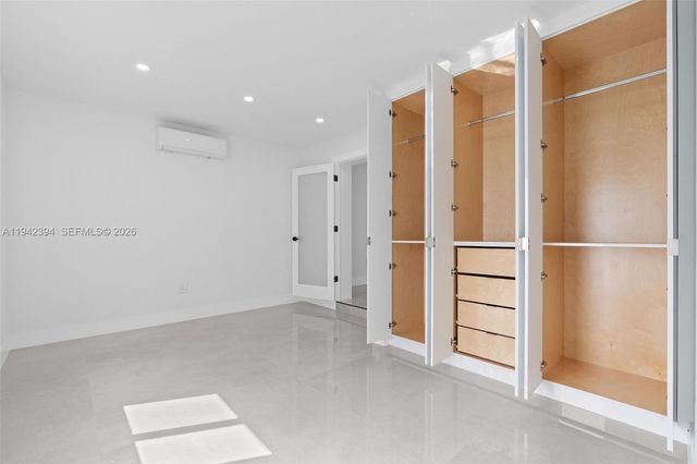 4800 SW 61st Ave, Davie, FL 33314