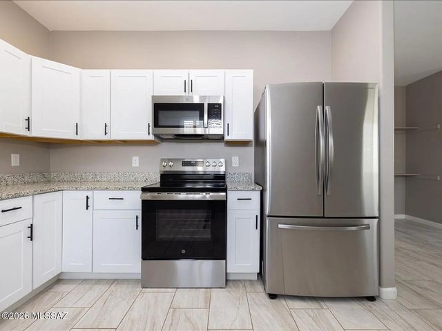512 N Cherokee Avenue, Tucson, AZ 85745