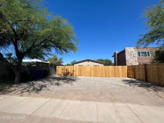 512 N Cherokee Avenue, Tucson, AZ 85745