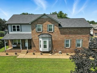 114 Deerview Dr, Columbia, TN 38401