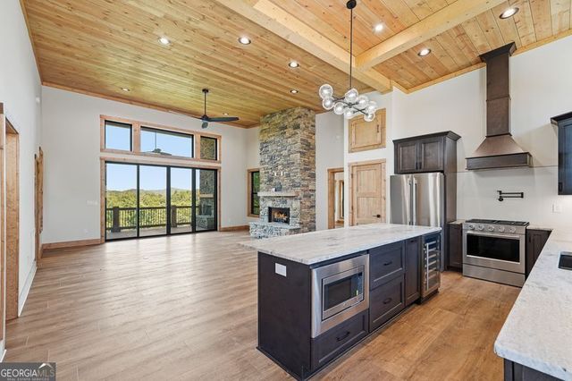 216 Old Orchard Road, Ellijay, GA 30536