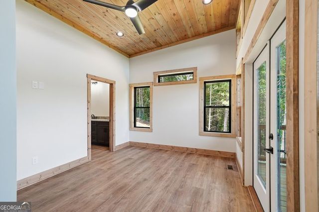 216 Old Orchard Road, Ellijay, GA 30536