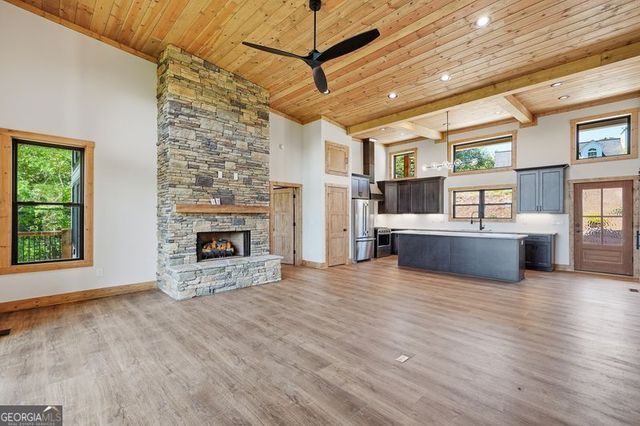 216 Old Orchard Road, Ellijay, GA 30536