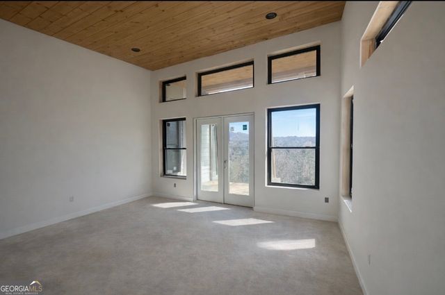 216 Old Orchard Road, Ellijay, GA 30536