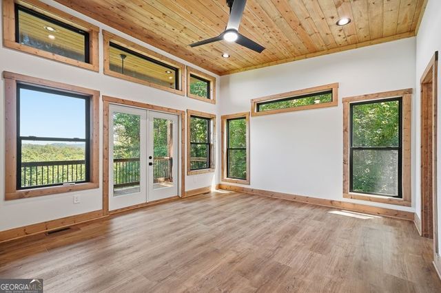 216 Old Orchard Road, Ellijay, GA 30536