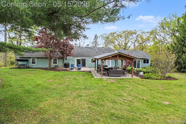 2601 Old Plank Road, Milford Charter Township, MI 48381