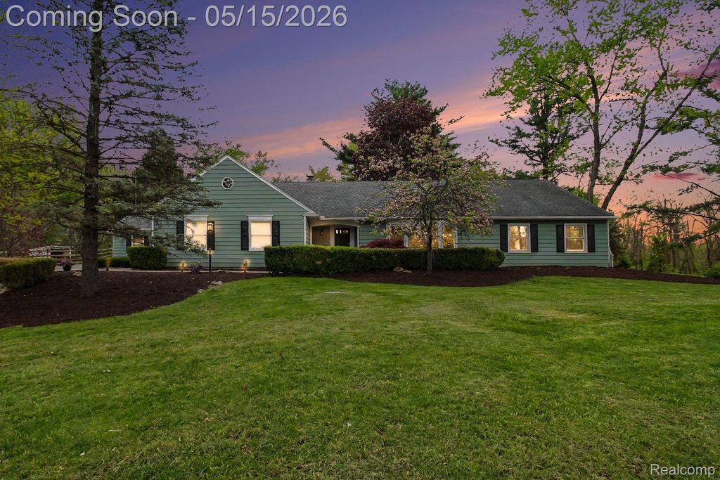 2601 Old Plank Road, Milford Charter Township, MI 48381
