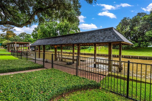 8311 Amber Cove Drive, Houston, TX 77346