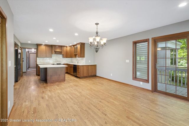 12931 Oneida Woods Trail, Grand Ledge, MI 48837