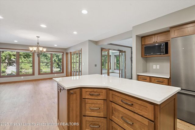 12931 Oneida Woods Trail, Grand Ledge, MI 48837