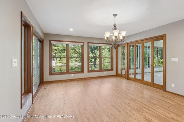 12931 Oneida Woods Trail, Grand Ledge, MI 48837