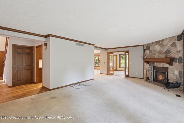 12931 Oneida Woods Trail, Grand Ledge, MI 48837